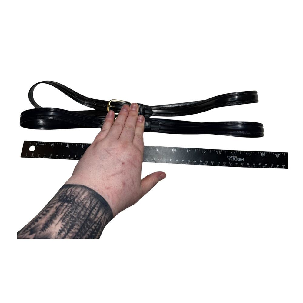 Lot of 2 Black Slim Leather Belts Gold Buckle Size 16 - Picture 5 of 6